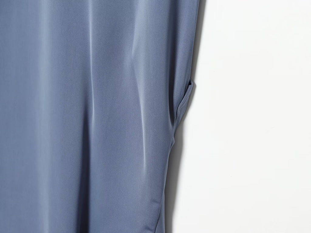 Women's lace hem satin textured dress