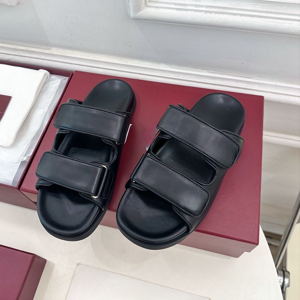 2026 women's new rhinestone decorative hook and loop beach sandals With shoe box