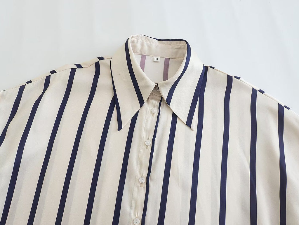 2026 Women's loose bubble sleeve printed shirt