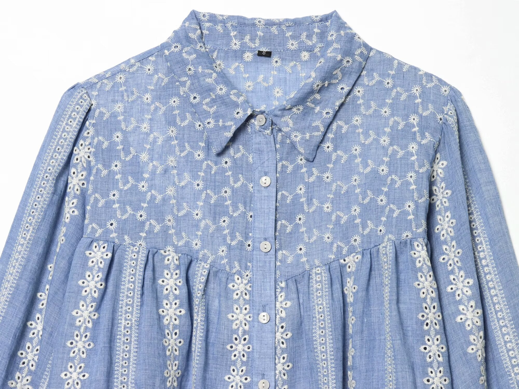 Women's short hollowed out embroidered shirt