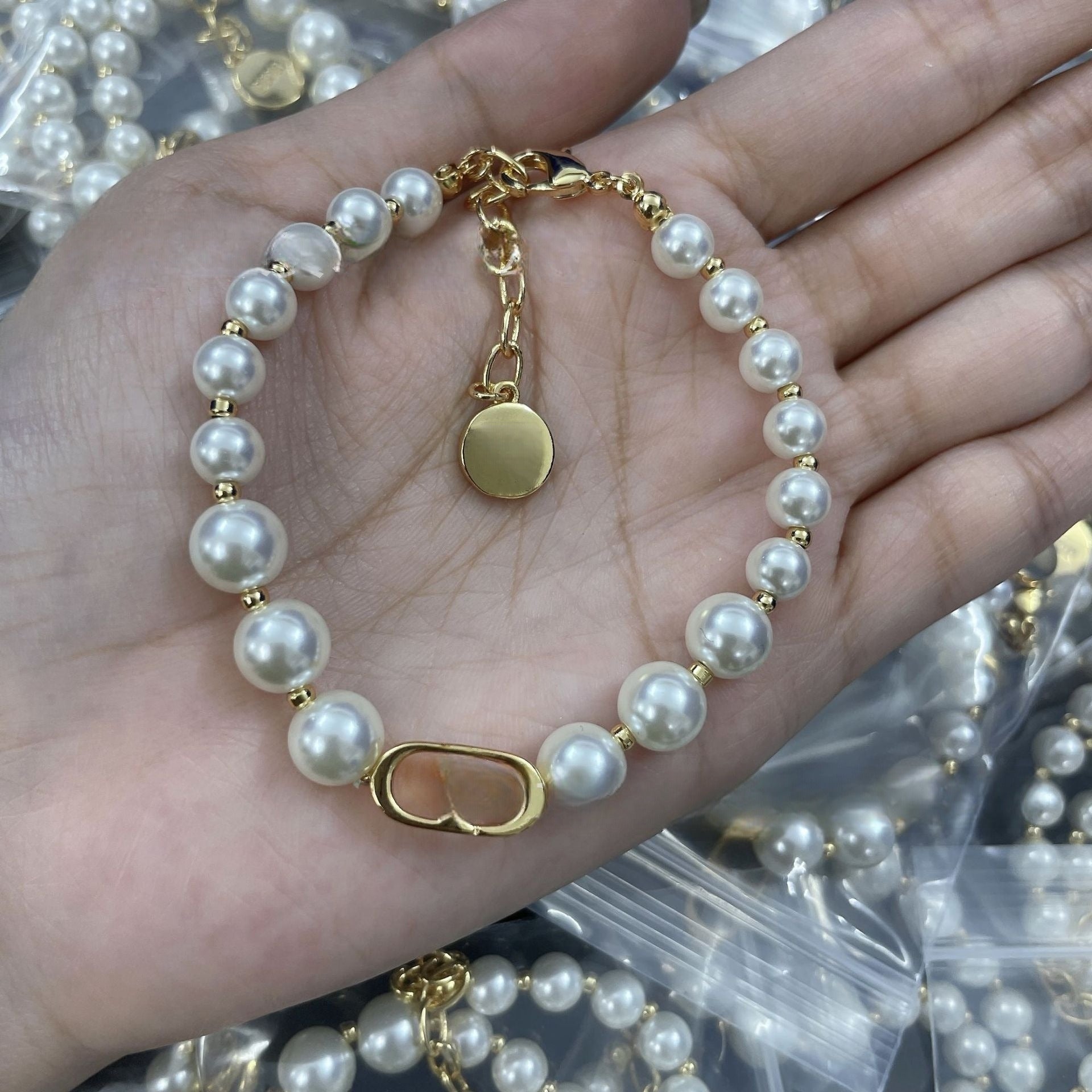 Women's new Joker adjustable metal chain exquisite size pearls with necklace smooth bracelet.