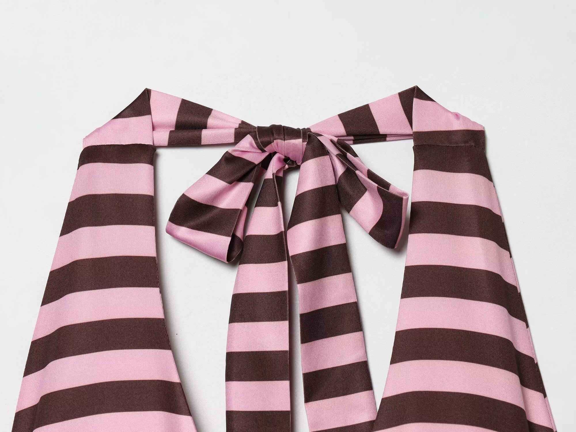Women's striped pleated V-neck halter neck dress
