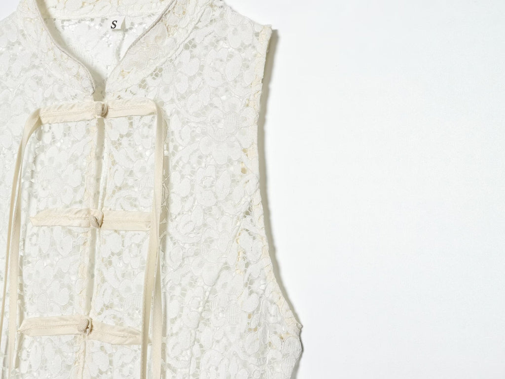 Women's rope knot decorative embossed lace top