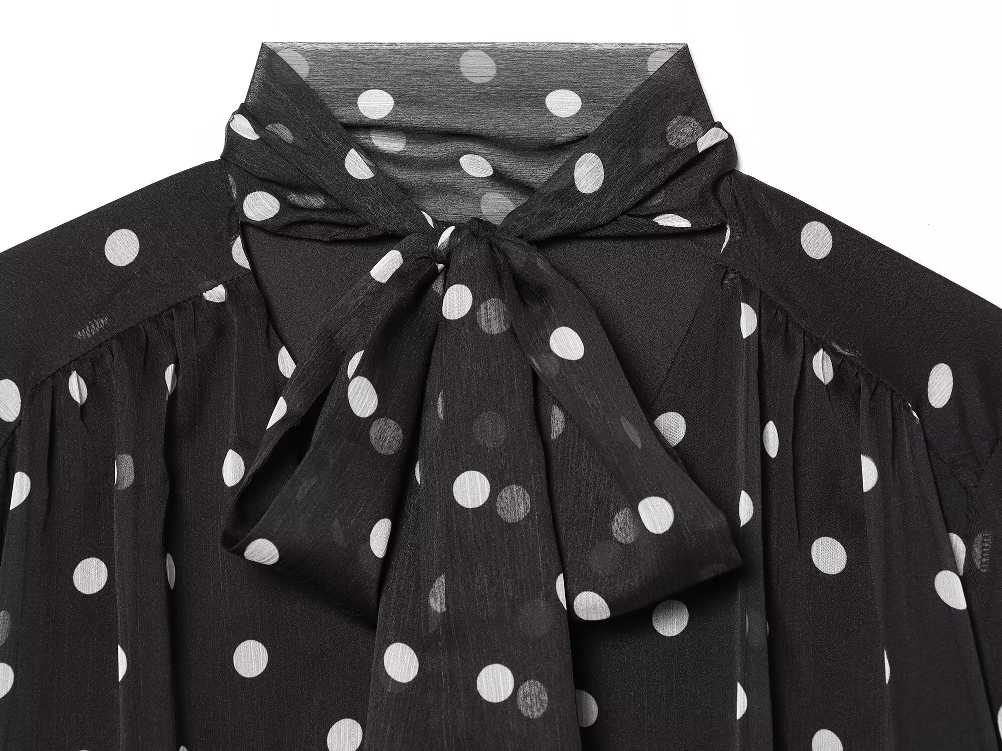 Women's ribbon collar polka dot shirt