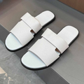 Women's new leather flat-bottomed non-slip beach slippers have a shoe box