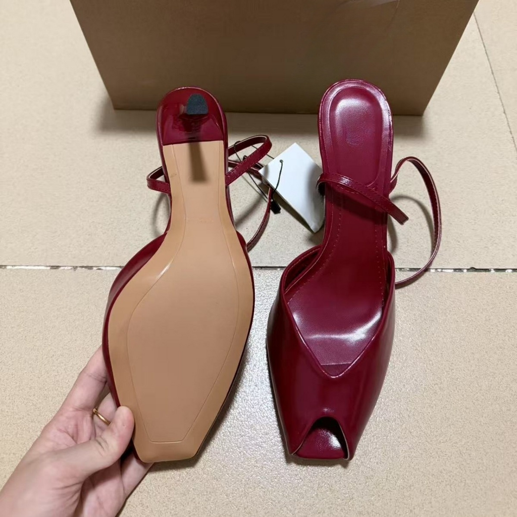 Women's New Fashion Joker Fish Mouth Woman's Head Temperament Mary Jane Shoes Commuter Stilettos.
