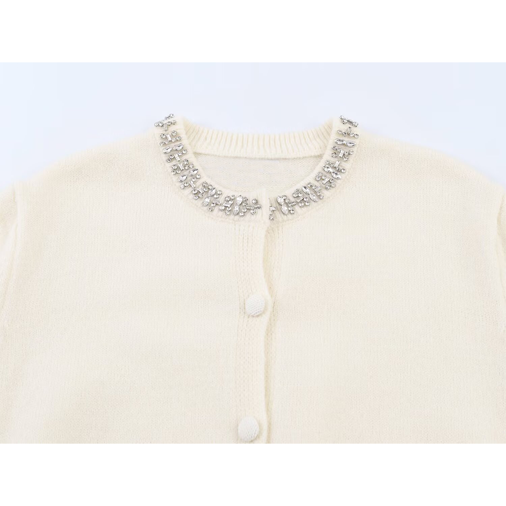Women's beaded collar short sleeved knitted sweater