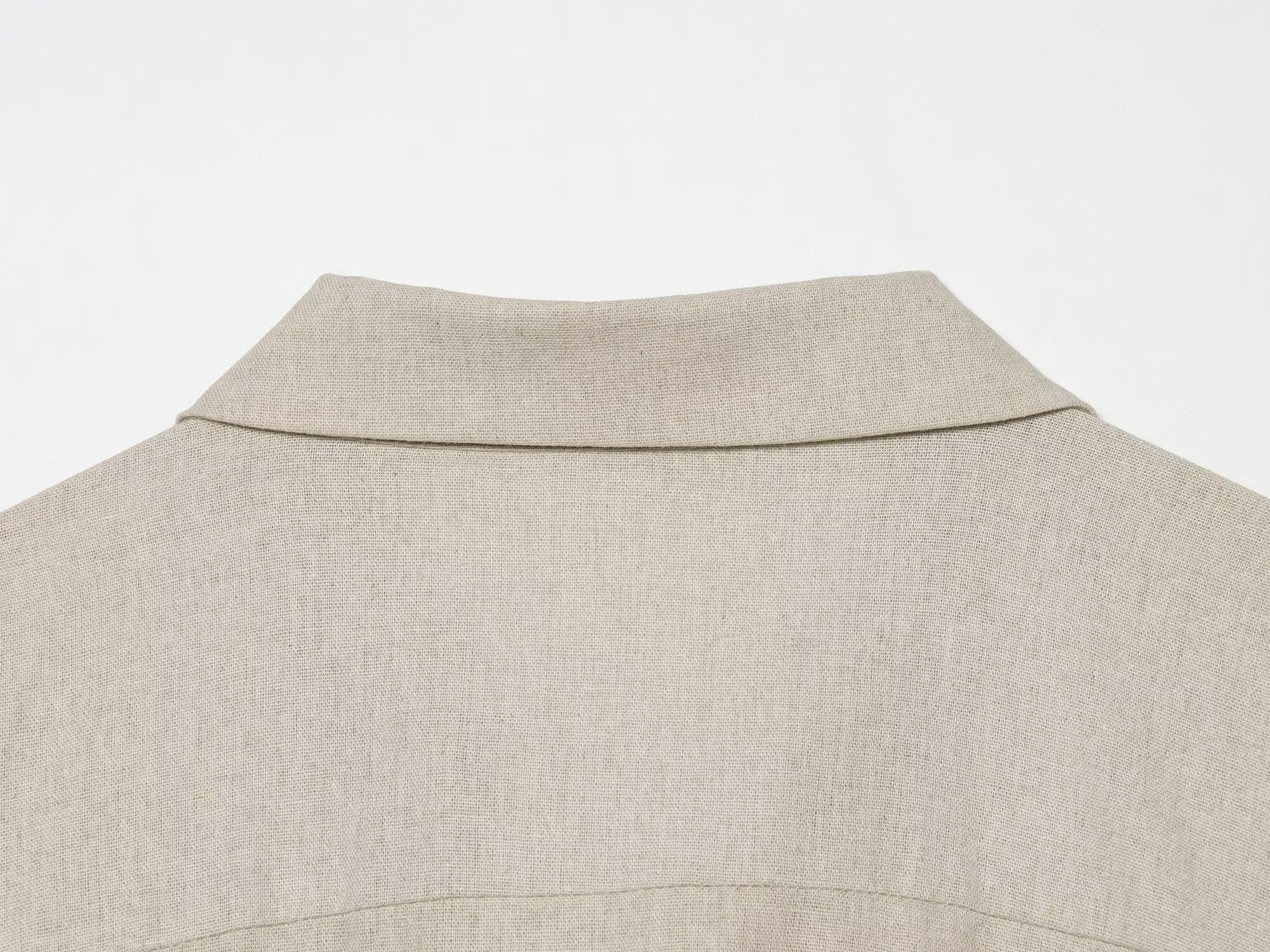 Women's fluffy hem linen blend shirt