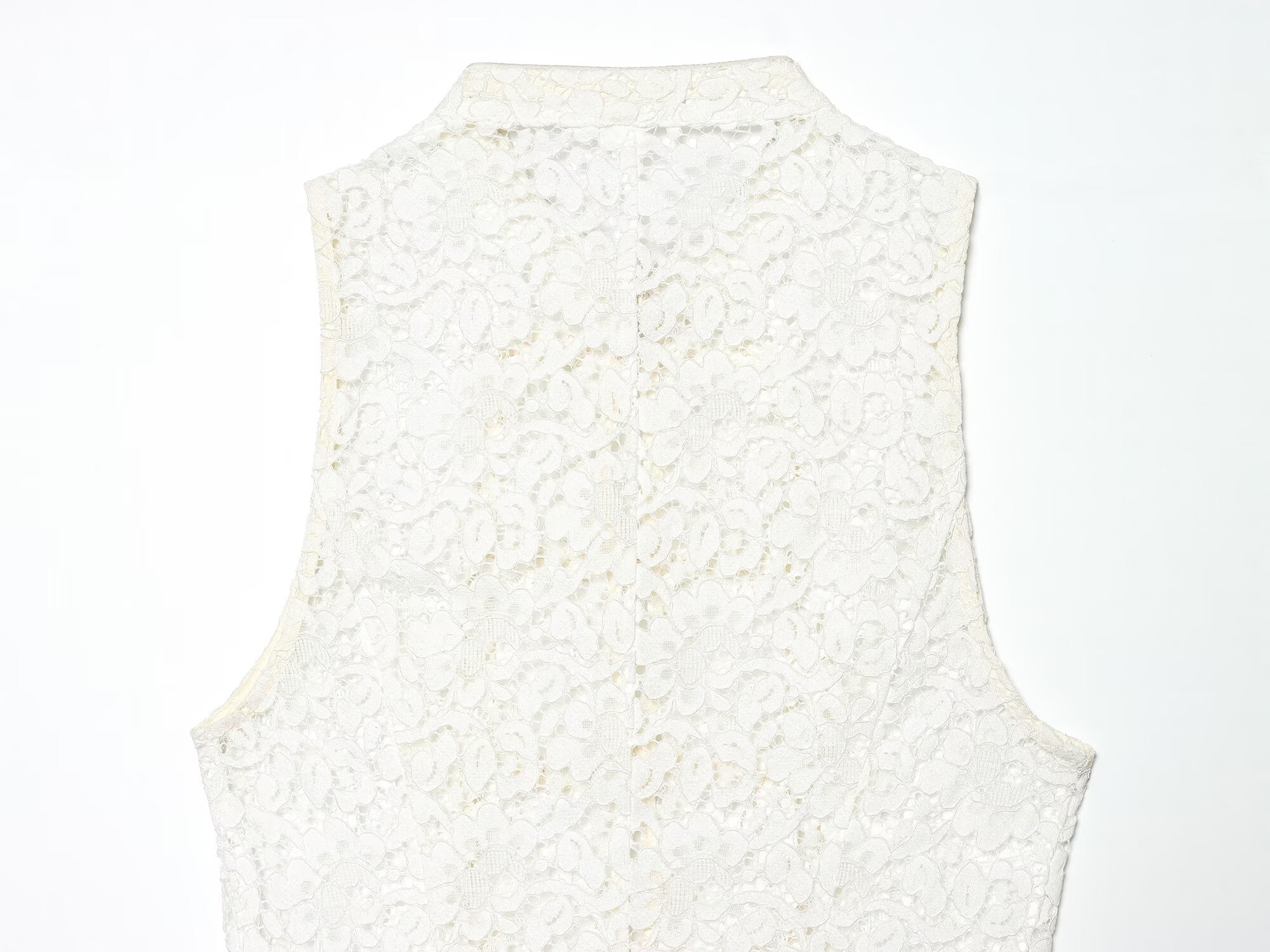 Women's rope knot decorative embossed lace top