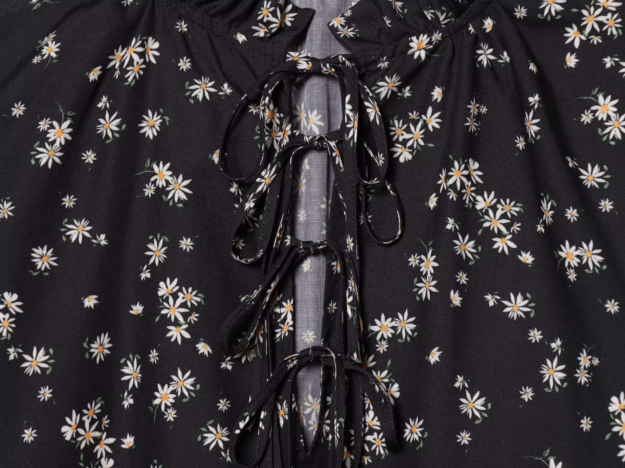 2026 Women's printed V-neck lace up shirt
